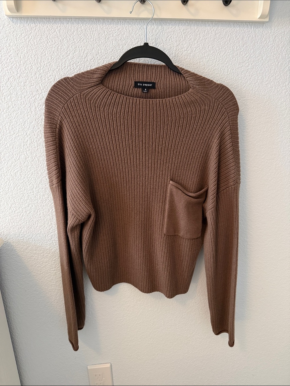 Blu Pepper Brown Ribbed Crewneck Sweater with Pocket